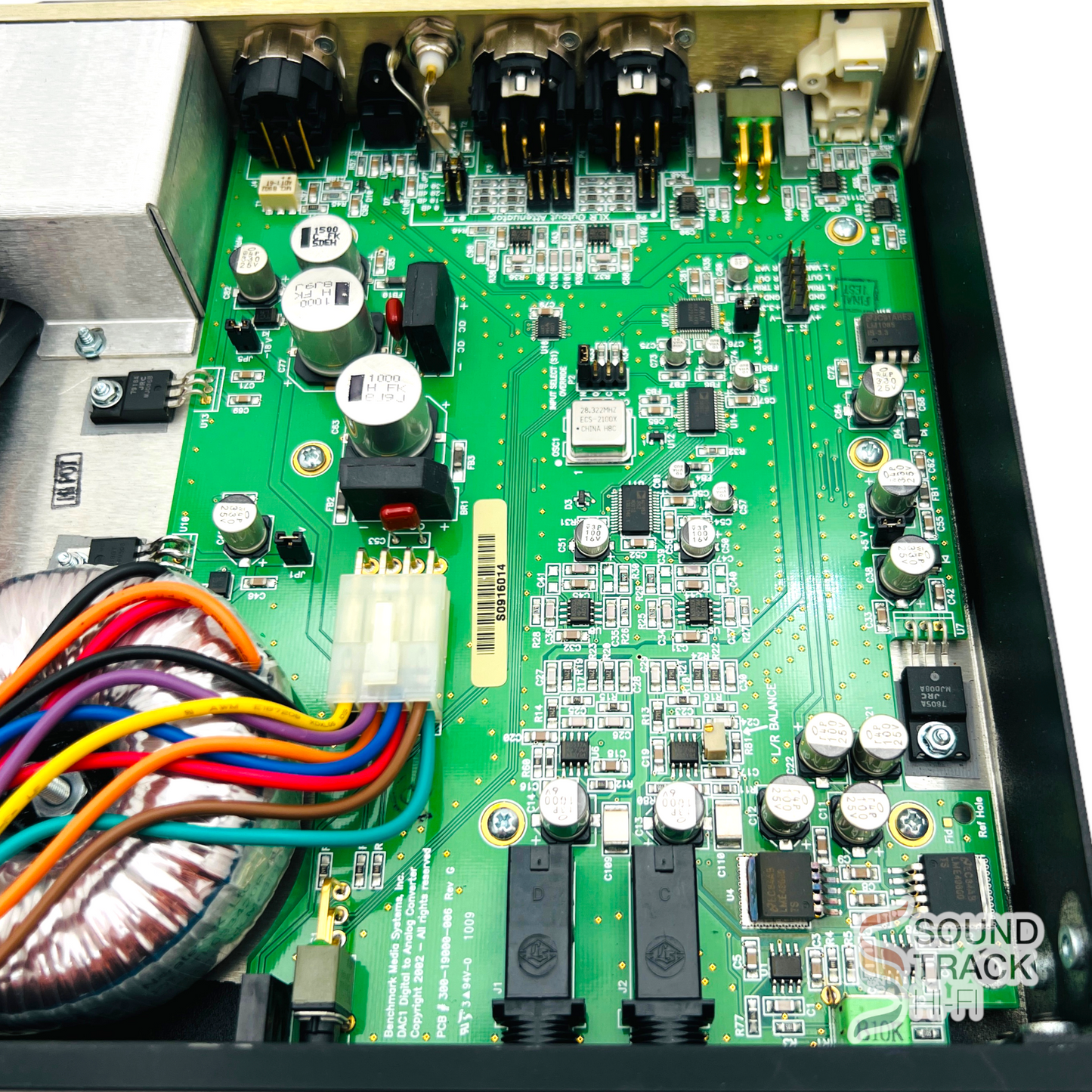 Benchmark DAC1 HDR Digital To Analog Converter Control Source Preamp